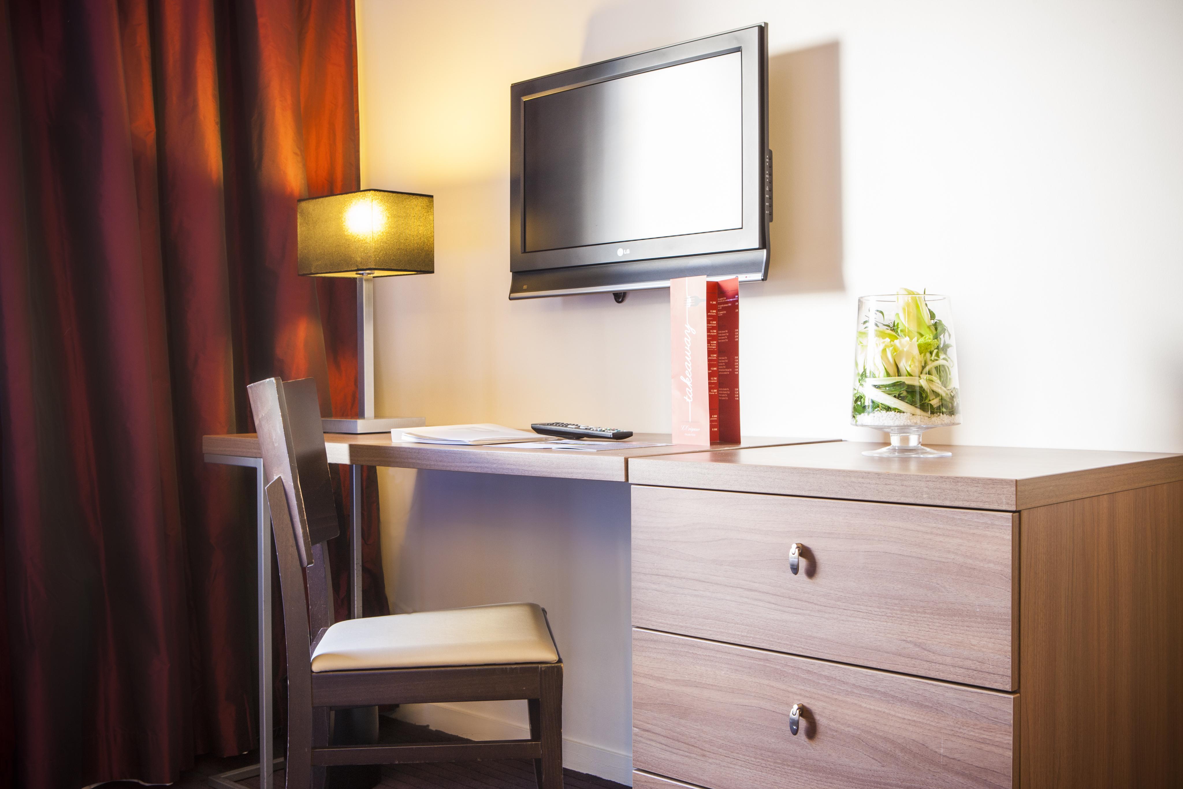 Hotel Paxton Paris Mlv